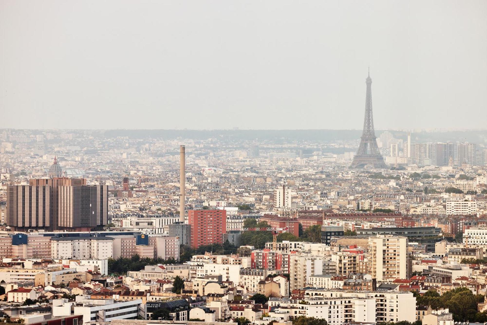 H4 Hotel Wyndham Paris Pleyel Resort Сен Дени Екстериор снимка
