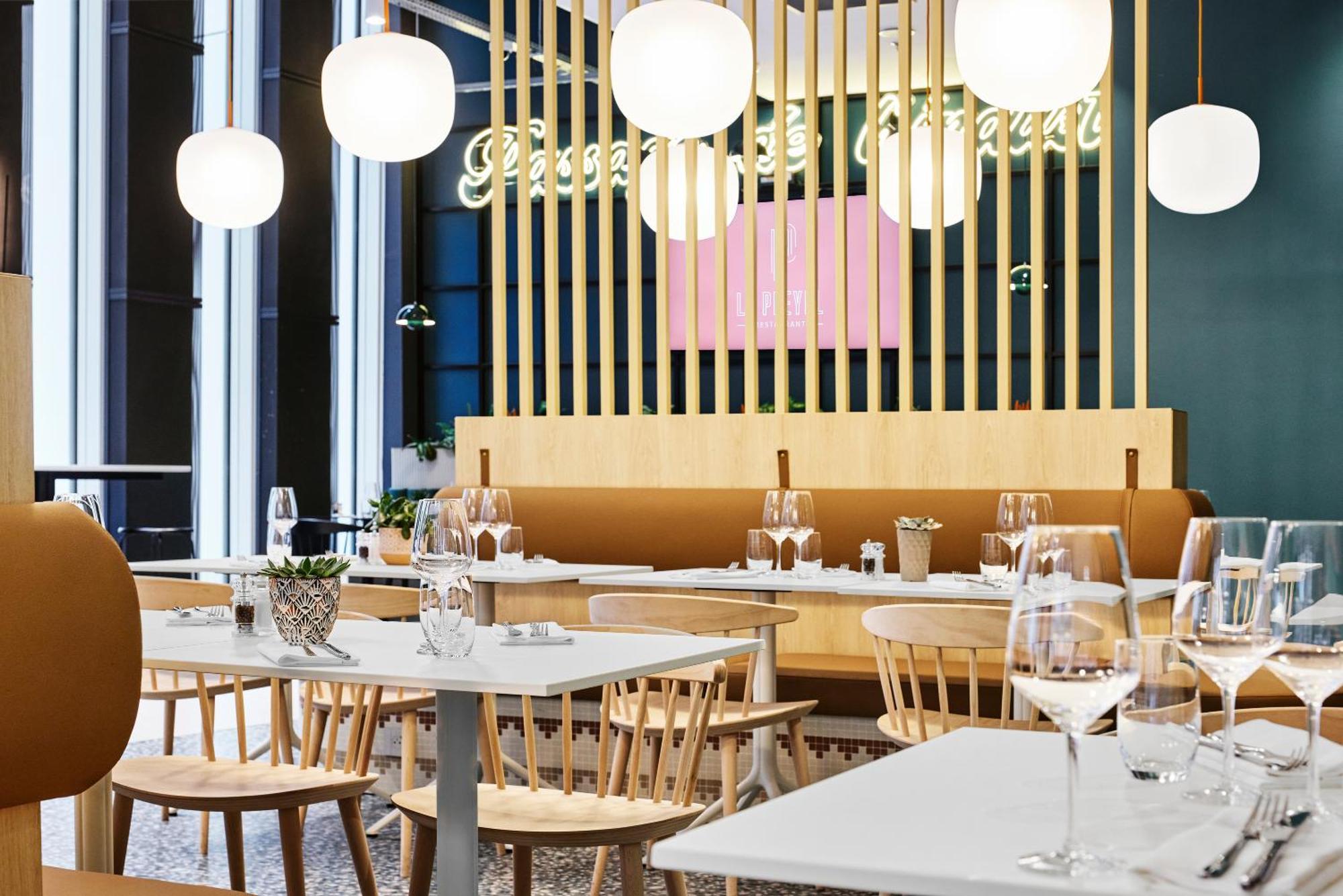 H4 Hotel Wyndham Paris Pleyel Resort Сен Дени Екстериор снимка