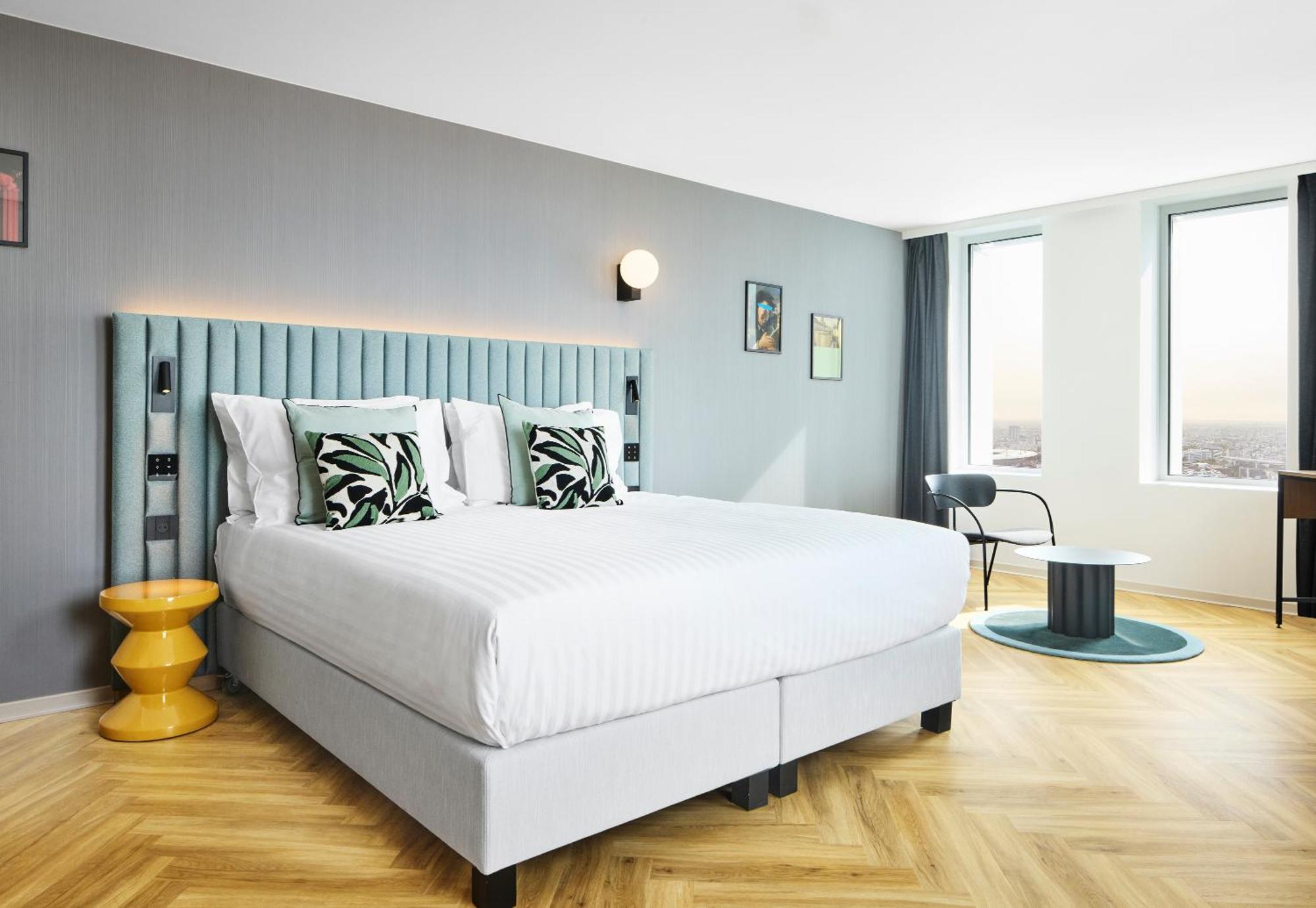 H4 Hotel Wyndham Paris Pleyel Resort Сен Дени Екстериор снимка