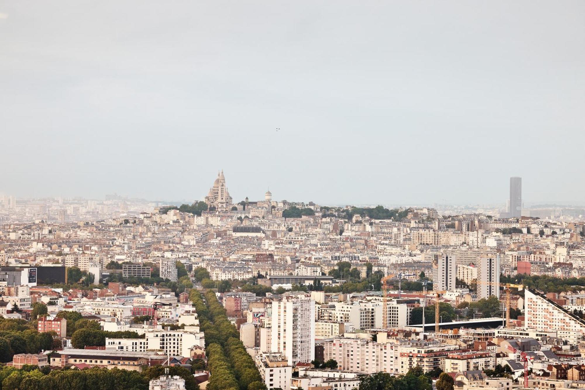 H4 Hotel Wyndham Paris Pleyel Resort Сен Дени Екстериор снимка